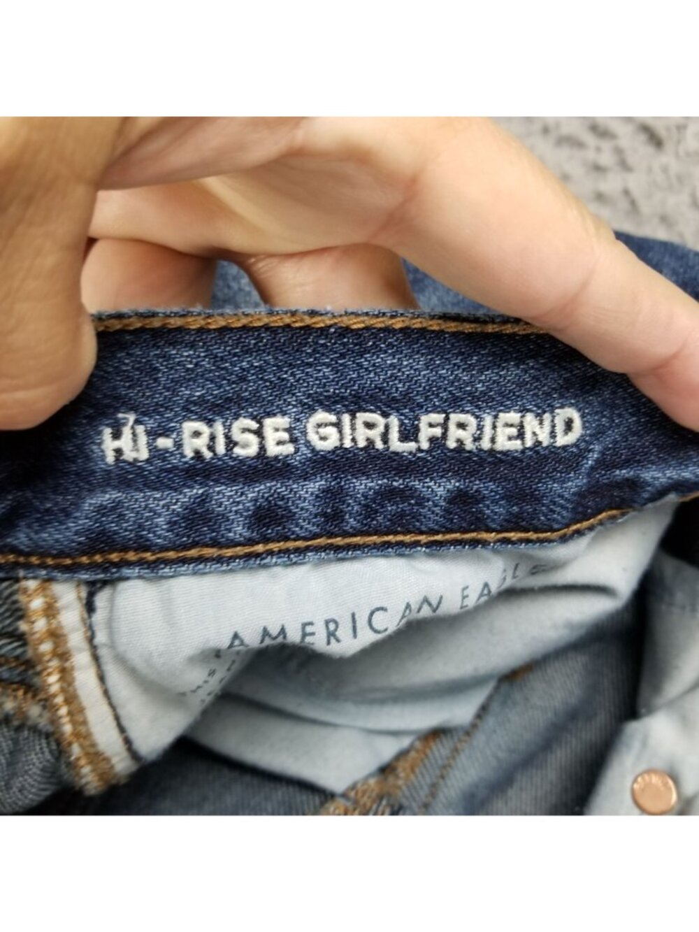 AEO Jeans Womens 4 Blue Cotton Denim Button Fly Hi Rise Girlfriend - Picture 12 of 15